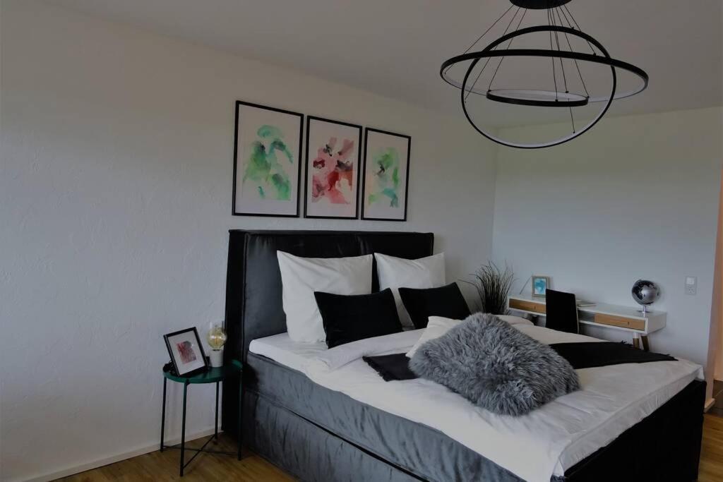 Modernes Apartment Mit Traumhaftem Blick Ins Gruene Bräunlingen Dış mekan fotoğraf